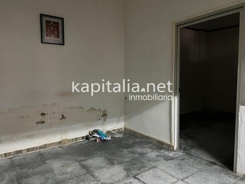 Retail in Ontinyent, Valencia for sale - Building Photo - Image 2 of 7