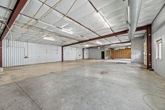 11703-11711 Spring Cypress Rd, Tomball, TX for lease Building Photo- Image 1 of 9