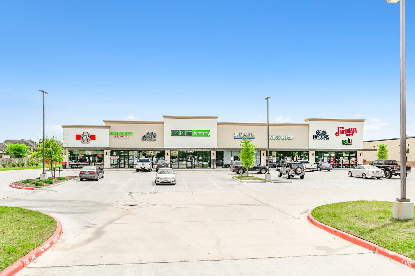 12568 Broadway St, Pearland, TX 77584