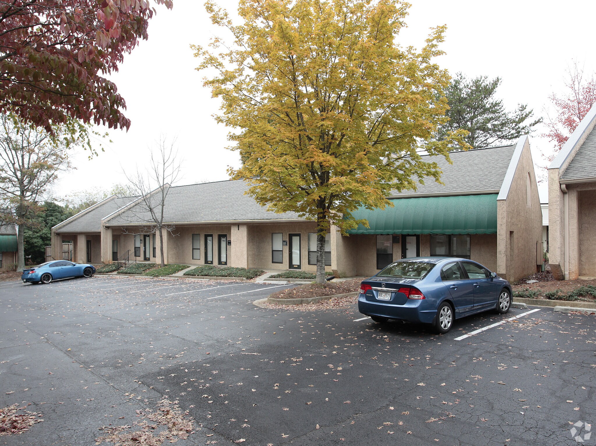 Office in Roswell, GA for sale Primary Photo- Image 1 of 1