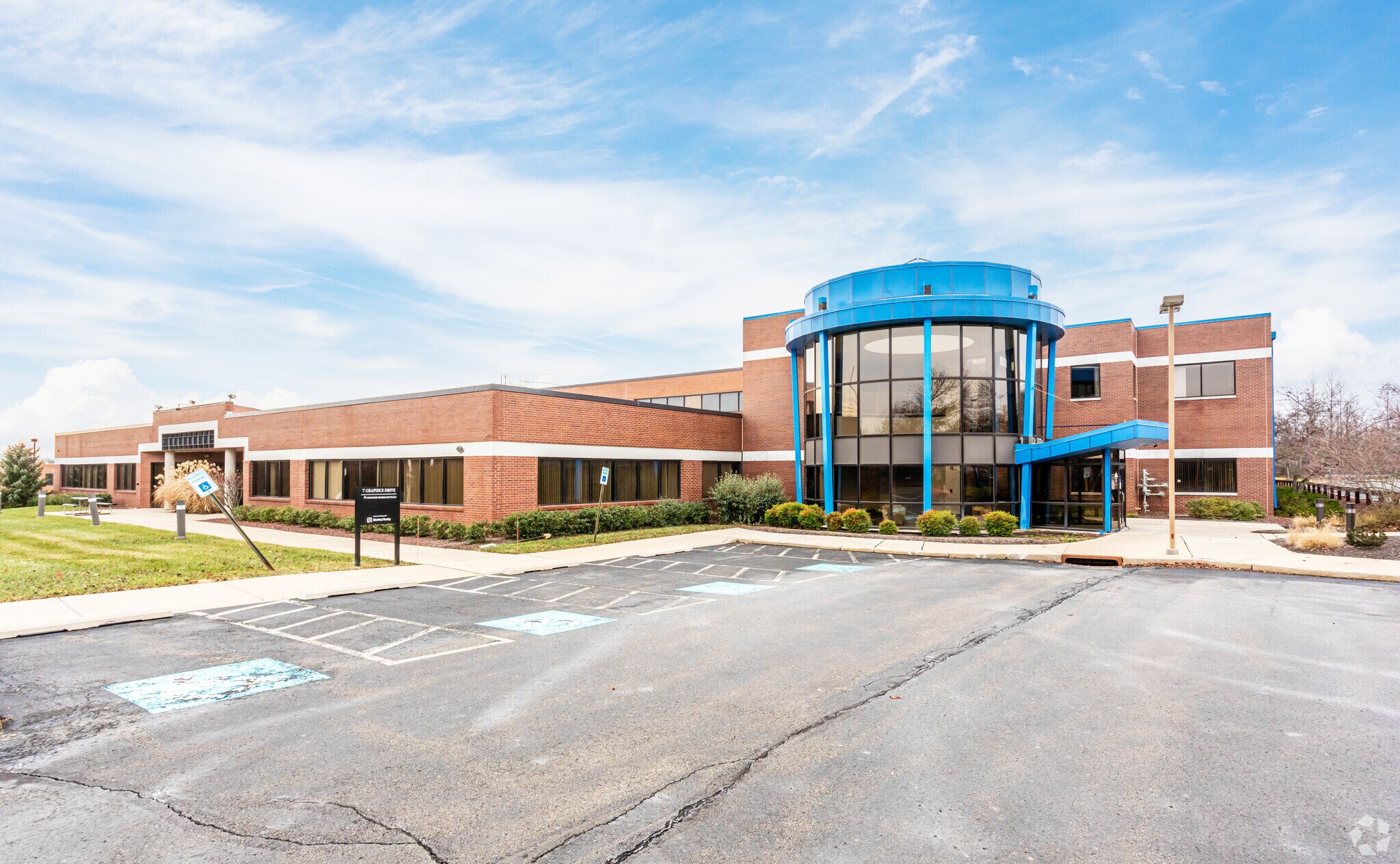 7 Graphics Dr, Ewing, NJ for sale Building Photo- Image 1 of 1