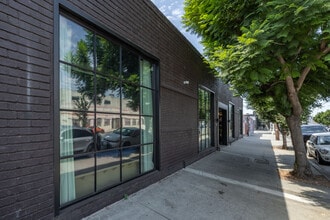 4216 W Jefferson Blvd, Los Angeles, CA for lease Interior Photo- Image 2 of 59