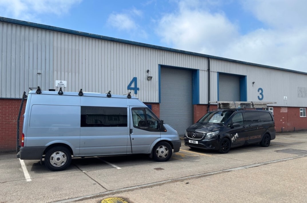 Burndell Rd, Ford for lease Building Photo- Image 1 of 2