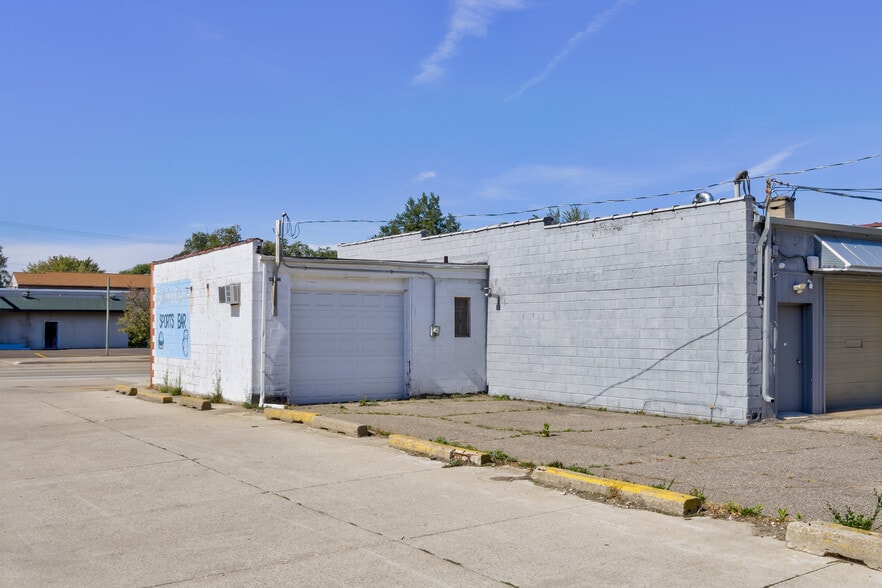 24350 John R Rd, Hazel Park, MI for sale - Building Photo - Image 2 of 14