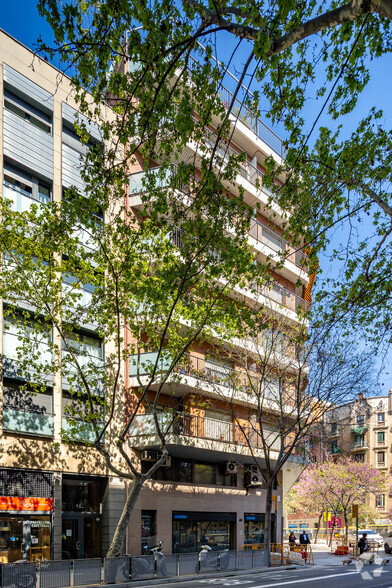 Carrer del Comte Borrell, 177, Barcelona, Barcelona for sale - Building Photo - Image 3 of 5