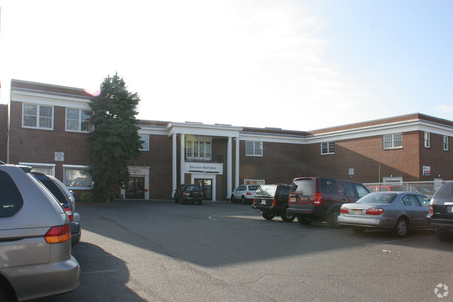 137 Central Ave, Westfield, NJ for lease - Building Photo - Image 1 of 1