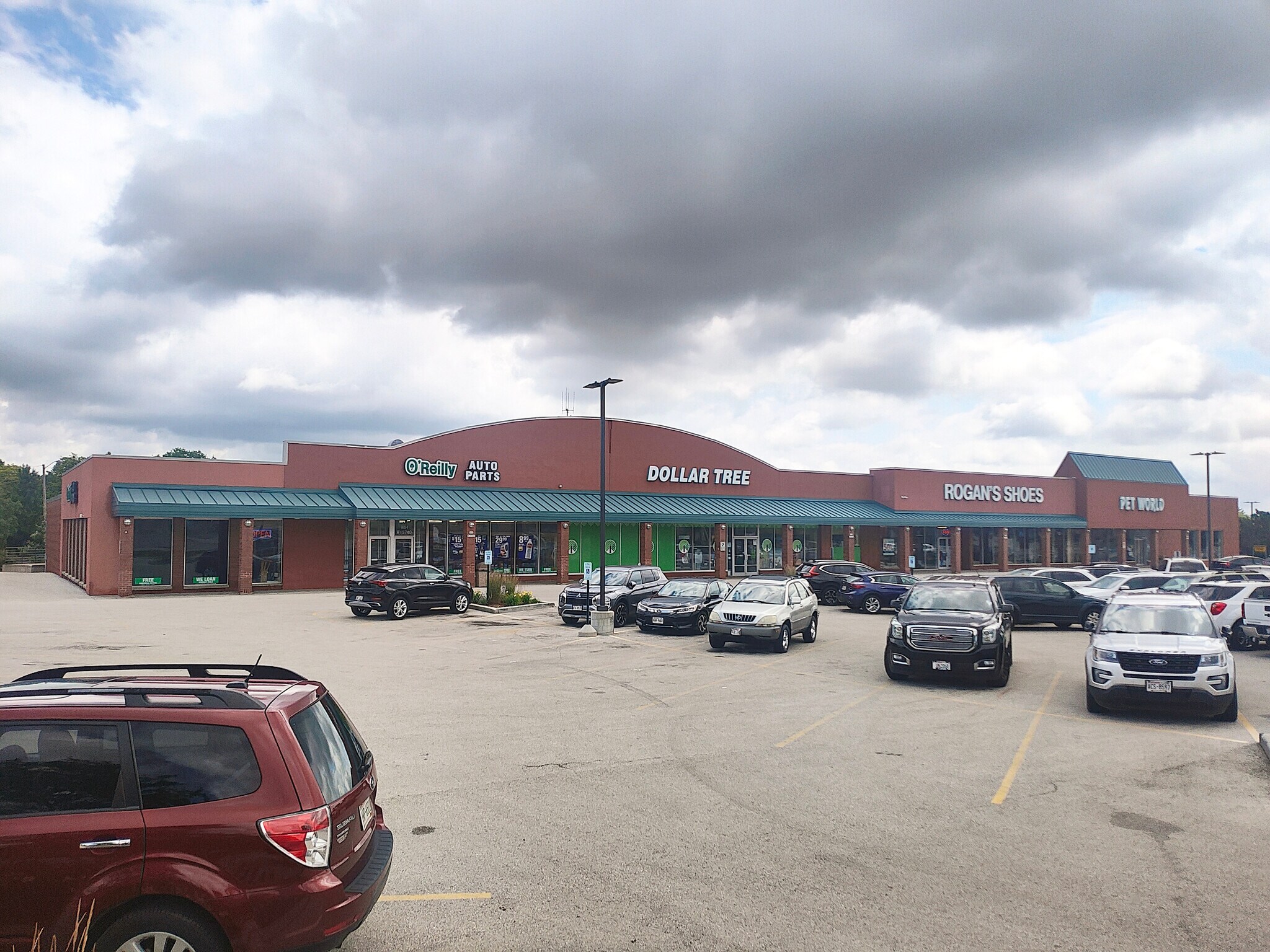 N84W15670-N84W15740 W Appleton Ave, Menomonee Falls, WI for sale Building Photo- Image 1 of 1