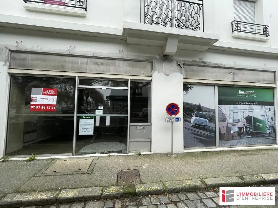 Retail in Lorient for lease Building Photo- Image 1 of 2