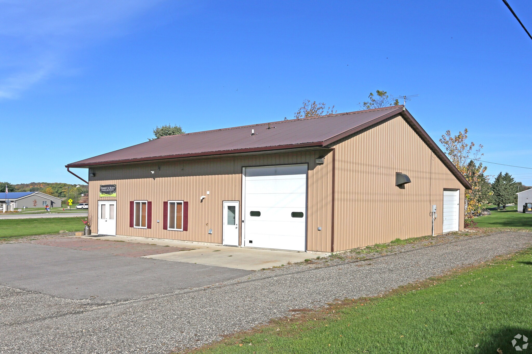 361 W 5th St, Saint Charles, MN for sale Primary Photo- Image 1 of 1