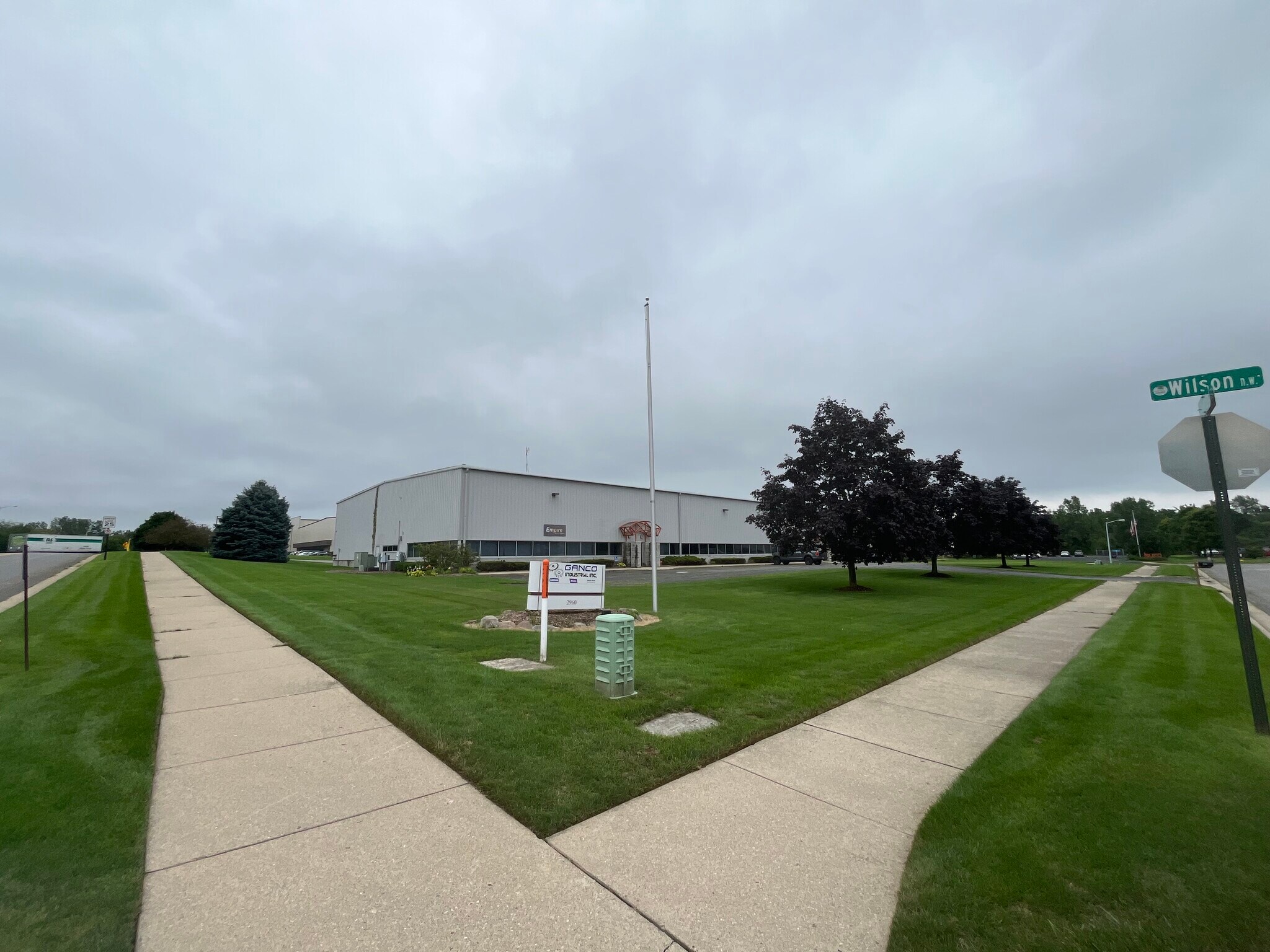 2960 South Wilson Ct NW, Grand Rapids, MI for sale Building Photo- Image 1 of 1