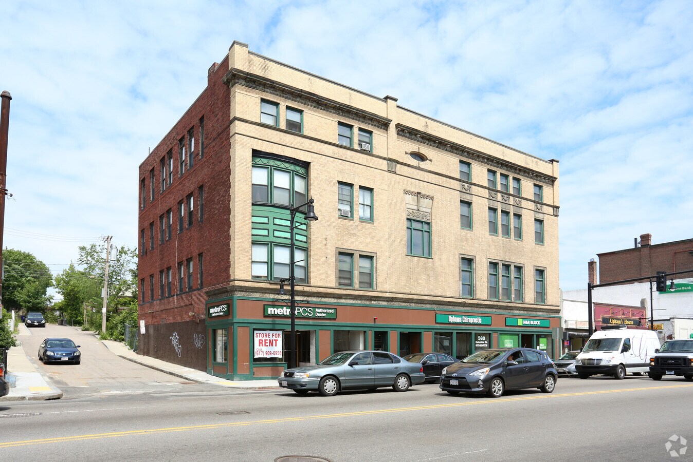 554562 Columbia Rd, Dorchester, MA 02125