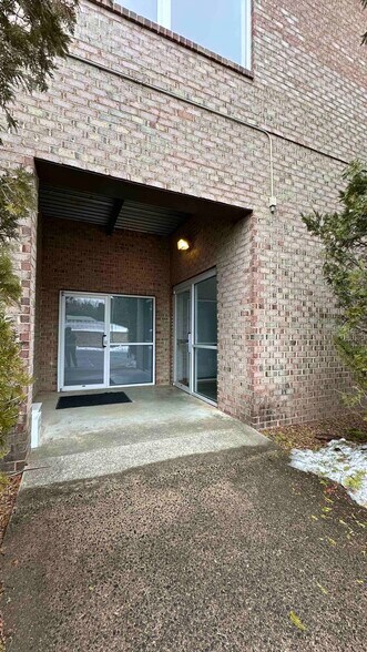 1410 Incarnation Dr, Charlottesville, VA for sale - Building Photo - Image 2 of 16