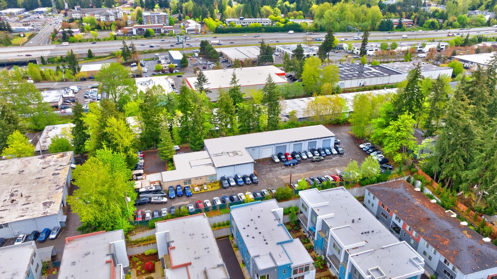 11805 NE 116th St, Kirkland, WA for sale - Building Photo - Image 1 of 12