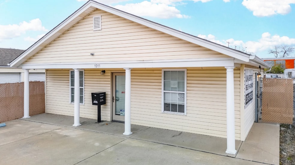 1911 S University Blvd, Middletown, OH for sale - Building Photo - Image 3 of 7