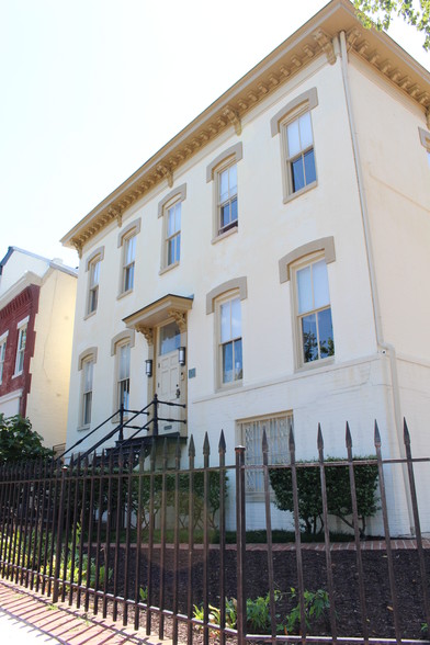 501 C St NE, Washington, DC for lease - Primary Photo - Image 1 of 9