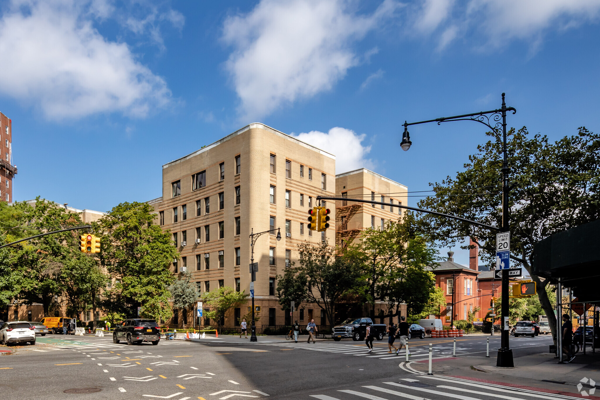 20 Plaza St E, Brooklyn, NY for sale Primary Photo- Image 1 of 6