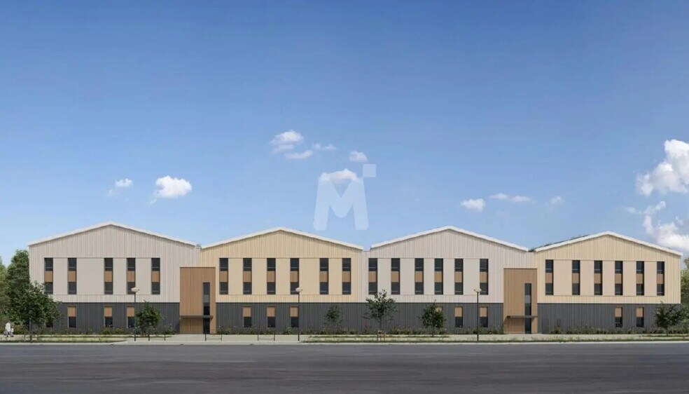 Flex in Limeil-Brévannes for sale - Building Photo - Image 3 of 9