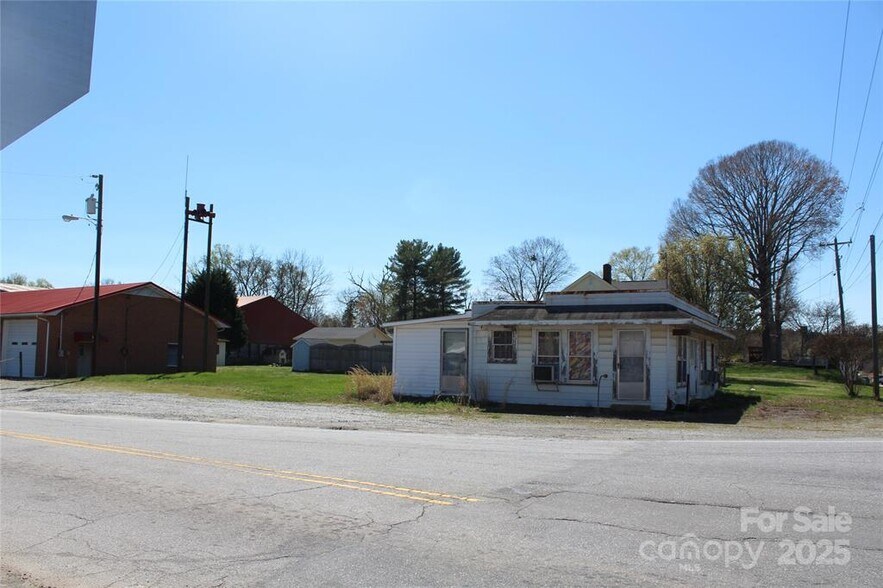 11625 NC-801 Hwy, Mount Ulla, NC for sale - Building Photo - Image 2 of 5