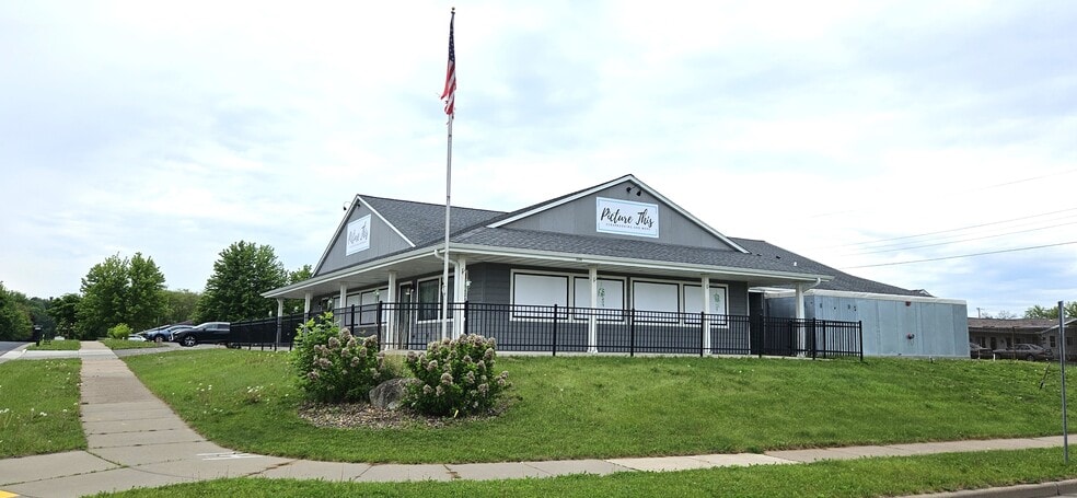 2235 N Clairemont Ave, Eau Claire, WI for sale - Building Photo - Image 1 of 34