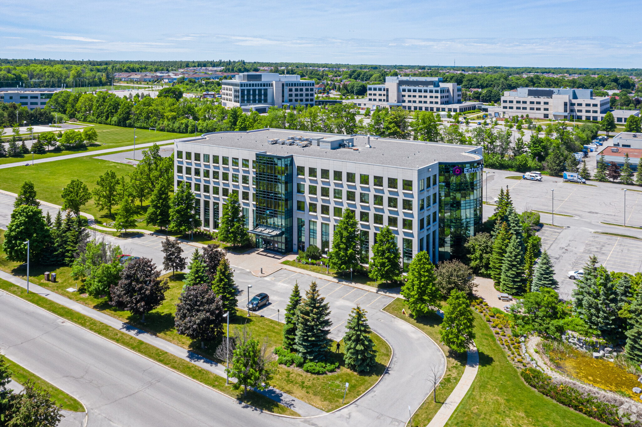 1000 Innovation Dr, Ottawa, ON for lease Building Photo- Image 1 of 5