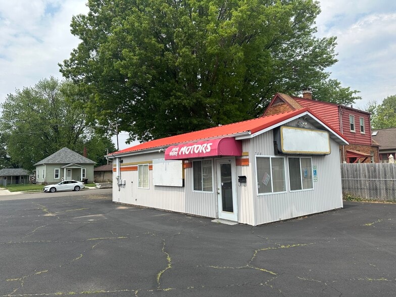 708 1st Ave, Rock Falls, IL for lease - Primary Photo - Image 1 of 8