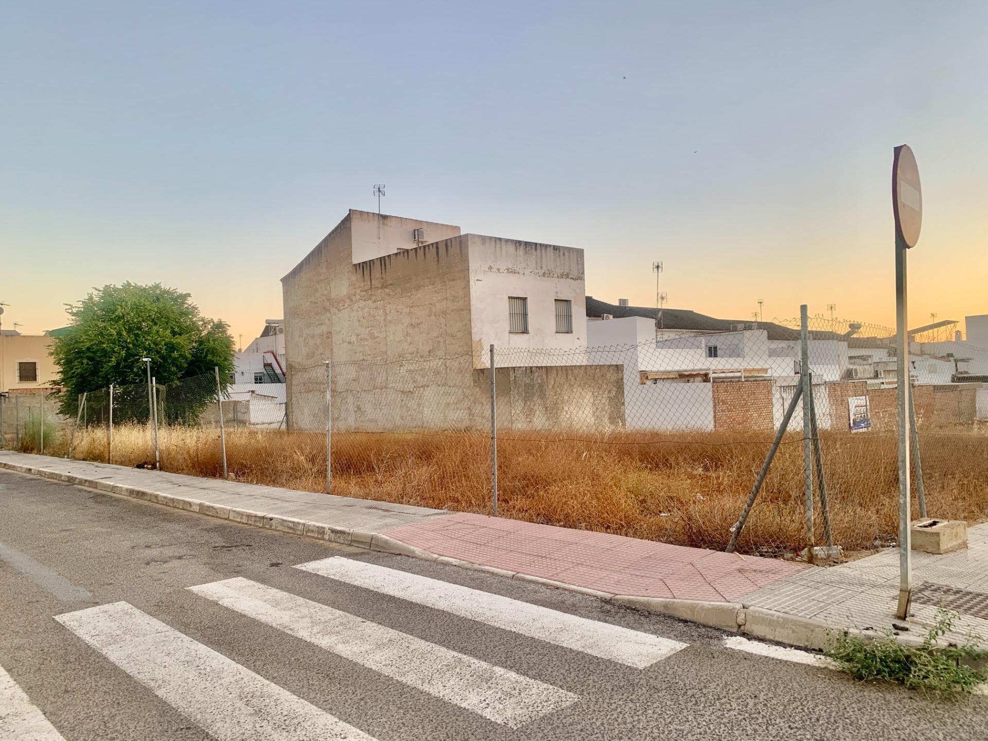 Land in Cantillana, Sevilla for sale Building Photo- Image 1 of 8