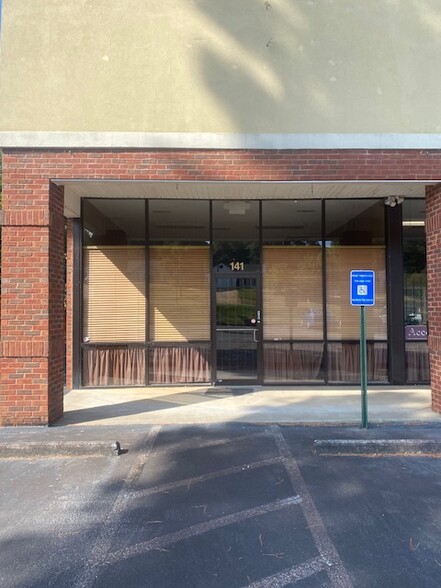 141-167 Jonesboro Rd, Mcdonough, GA for lease - Building Photo - Image 3 of 14