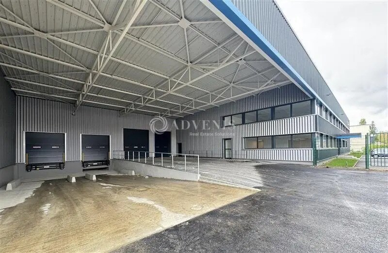 Industrial in Le Blanc-Mesnil for lease Building Photo- Image 1 of 13