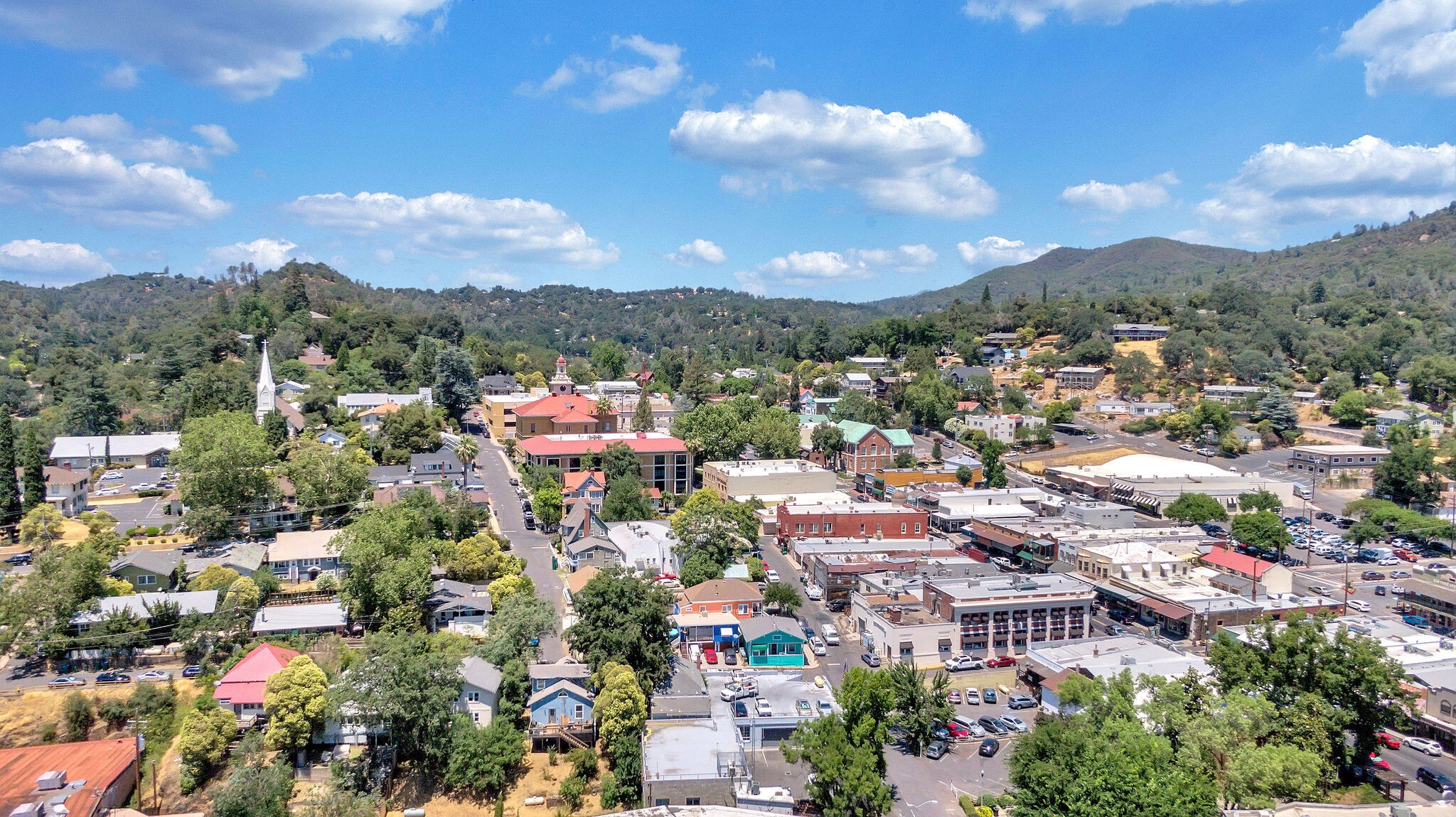 208 S Green St, Sonora, CA 95370 The Sonora Armory Complex