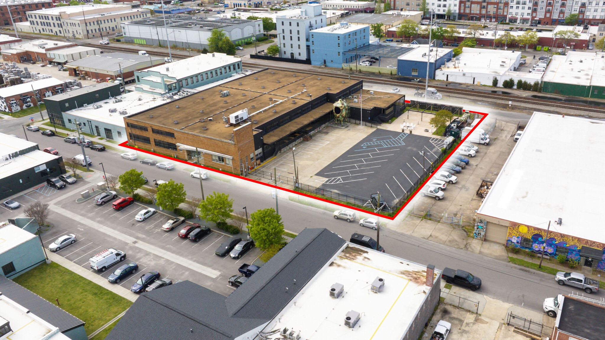 211 W 24th St, Norfolk, VA for lease Building Photo- Image 1 of 6