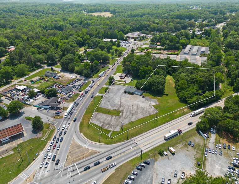 10200 Veterans Memorial Hwy, Lithia Springs, GA for sale - Building Photo - Image 1 of 5