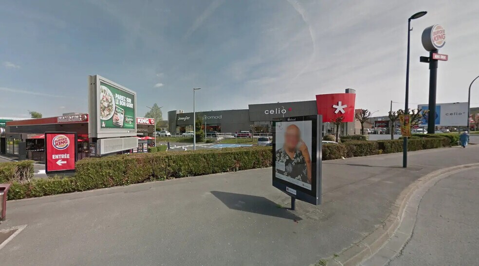 174 Boulevard Du Havre, Herblay-sur-Seine for lease - Building Photo - Image 2 of 2