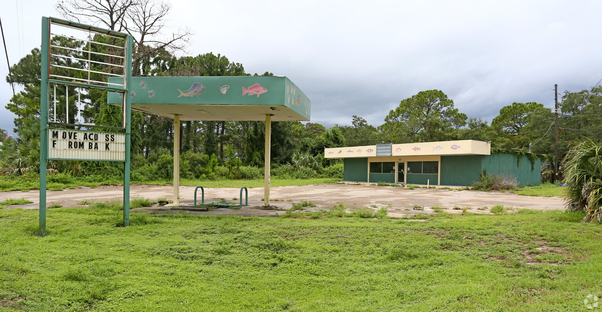 42 Coastal Hwy, Panacea, FL for sale Primary Photo- Image 1 of 1