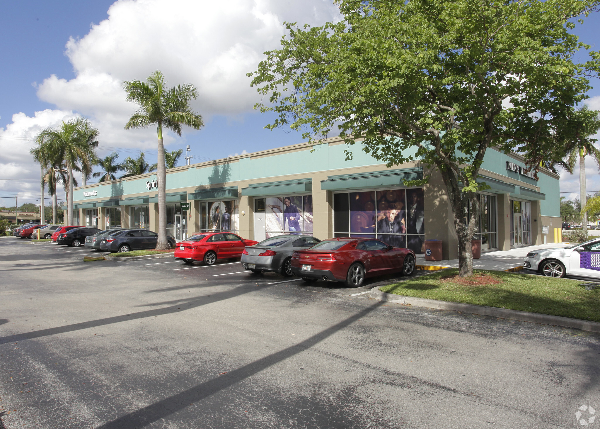 11940 Pines Blvd, Pembroke Pines, FL for sale Building Photo- Image 1 of 1