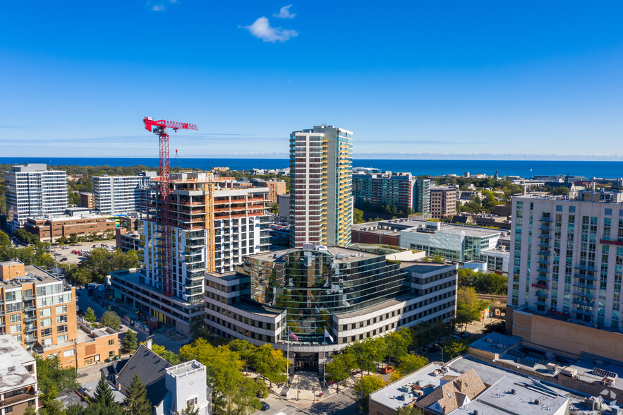 1007 Church St, Evanston, IL for lease - Aerial - Image 3 of 5