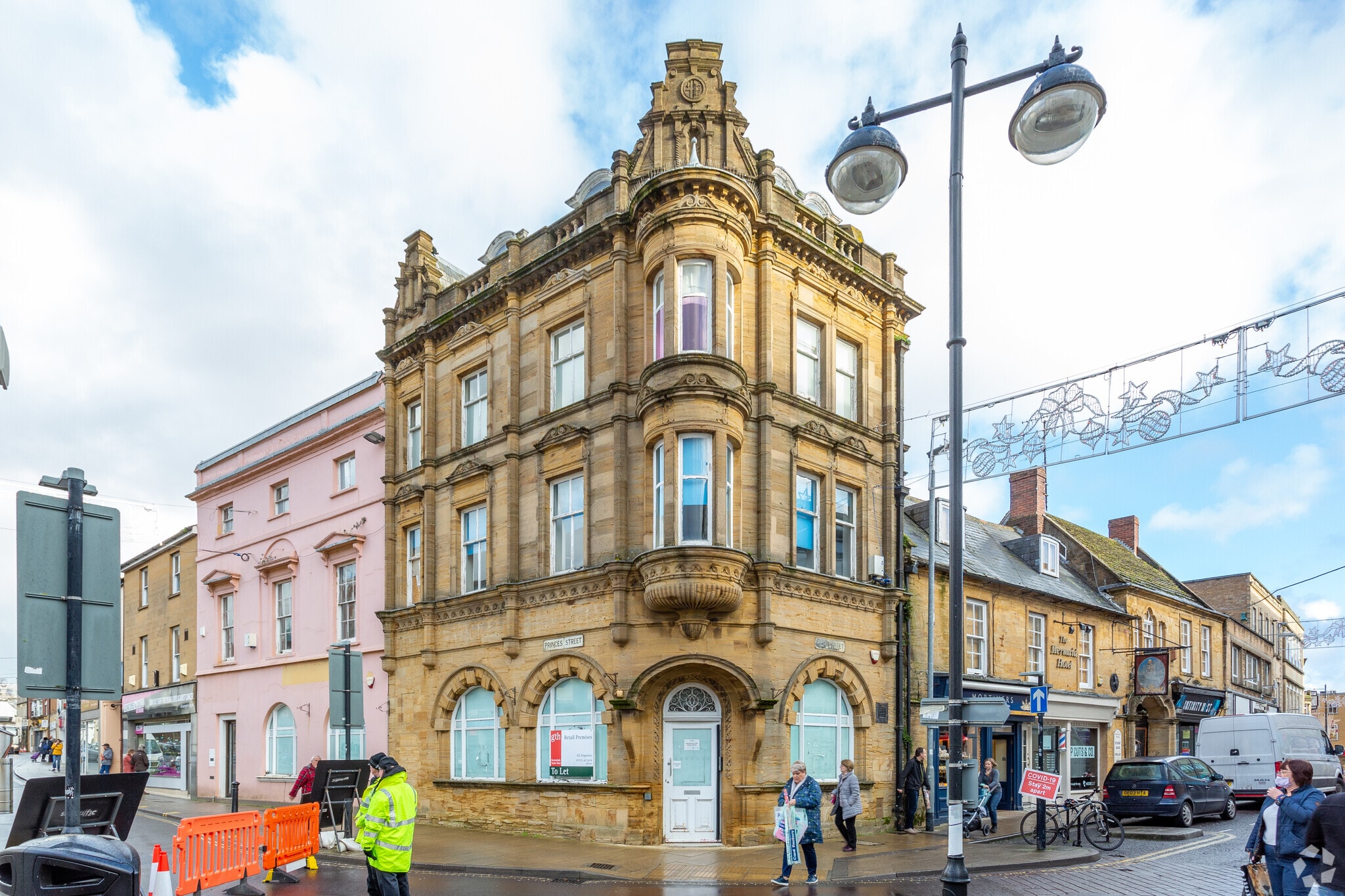 1 High St, Yeovil for sale Primary Photo- Image 1 of 1