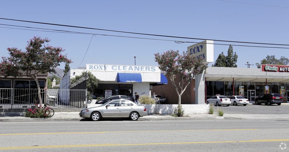 21317 Devonshire St, Chatsworth, CA for lease - Building Photo - Image 3 of 3