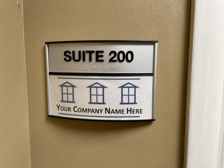 4415-4427 E 31st St, Tulsa, OK for lease - Interior Photo - Image 3 of 10