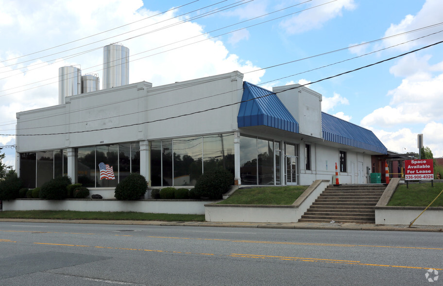 1800-1828 N Main St, High Point, NC for sale - Primary Photo - Image 1 of 1