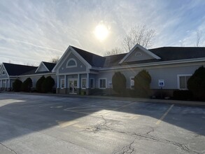 1639 N French Rd, Getzville, NY for lease Building Photo- Image 1 of 11