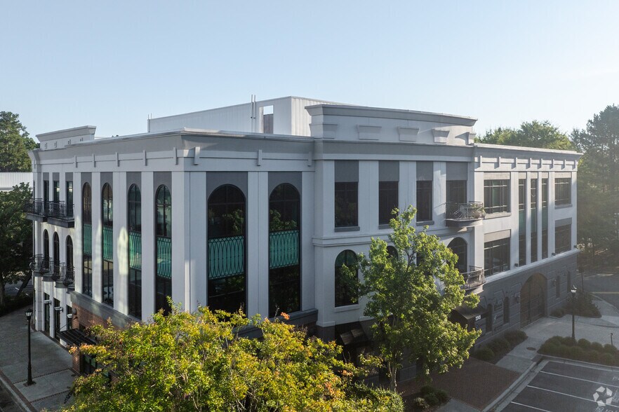 2245 Gateway Access Pt, Raleigh, NC for sale - Primary Photo - Image 1 of 1