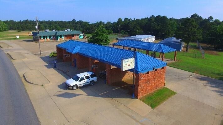 1504 W Main, Antlers, OK for sale - Primary Photo - Image 1 of 1