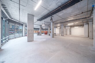 1725 Village Ln, Far Rockaway, NY for lease Interior Photo- Image 2 of 4