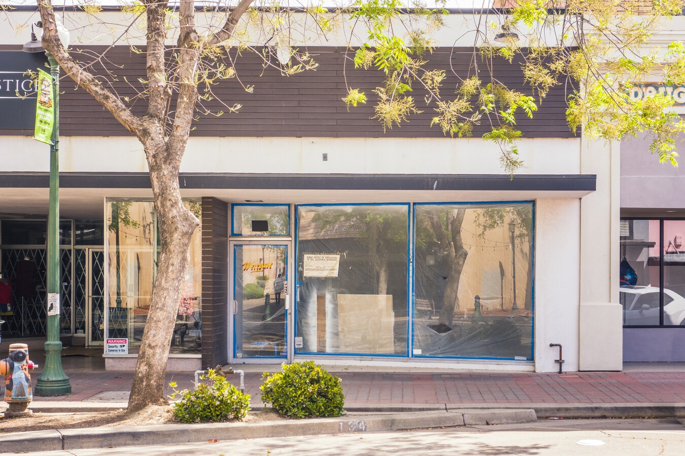 142 S K St, Tulare, CA 93274