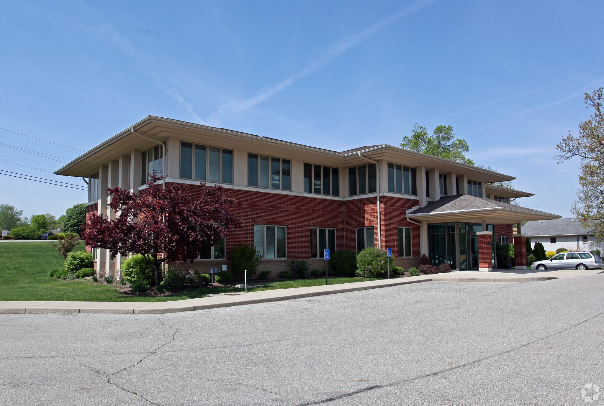 5 W Wenger Rd, Englewood, OH for sale Primary Photo- Image 1 of 1