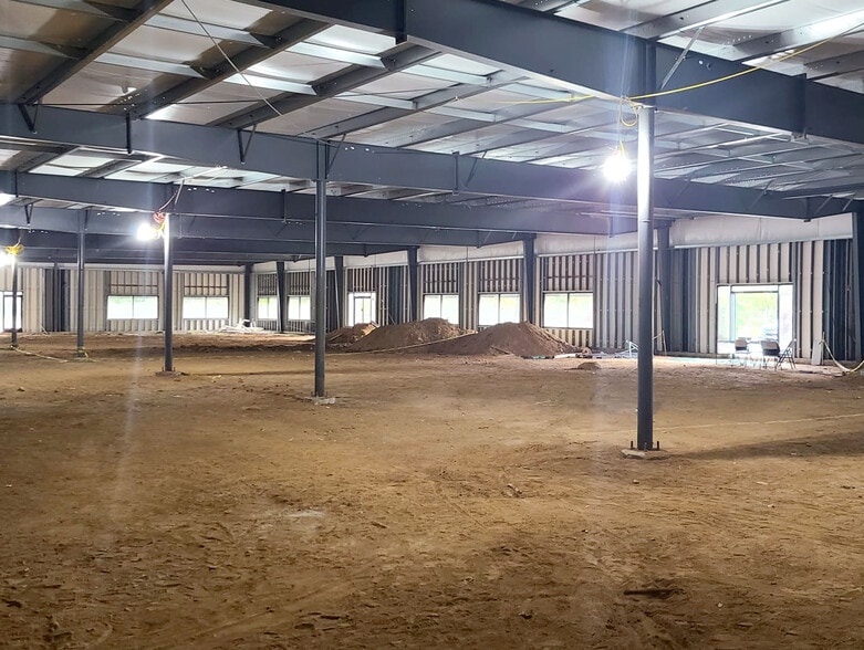 5 Nami Ln, Hamilton, NJ for sale - Building Photo - Image 3 of 13