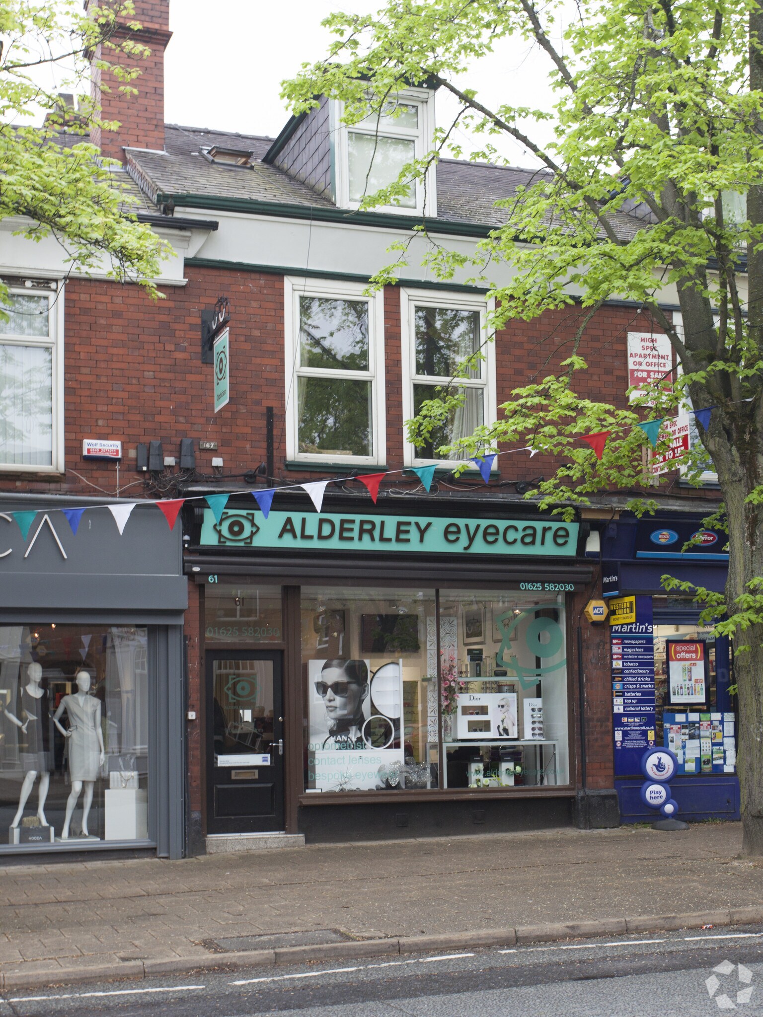 61 London Rd, Alderley Edge, SK9 7DY