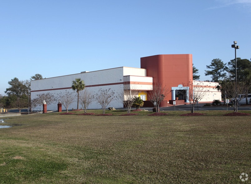 3001 Airport Trwy, Columbus, GA for lease - Building Photo - Image 2 of 4