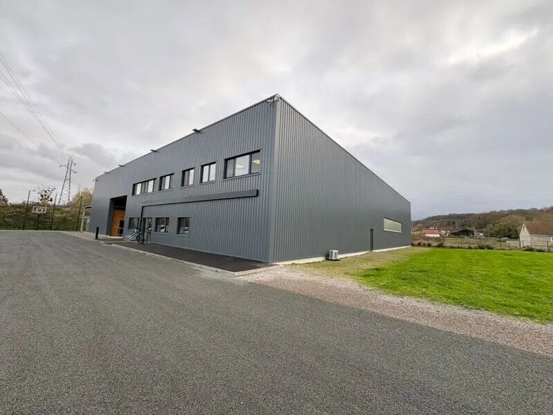 Flex in Pontpoint for sale Building Photo- Image 1 of 8