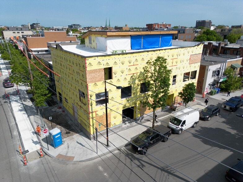 95 Rue Saint-Zotique O, Montréal, QC for lease - Aerial - Image 3 of 3